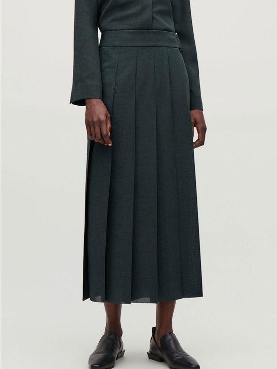 COS Dresses & Skirts - COS Pleated Skirt With D-Ring Belt